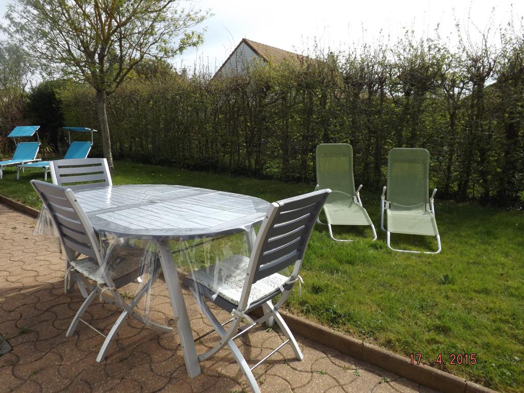 Au Chti Normand Bed & Breakfast Hermanville-sur-Mer Стая снимка